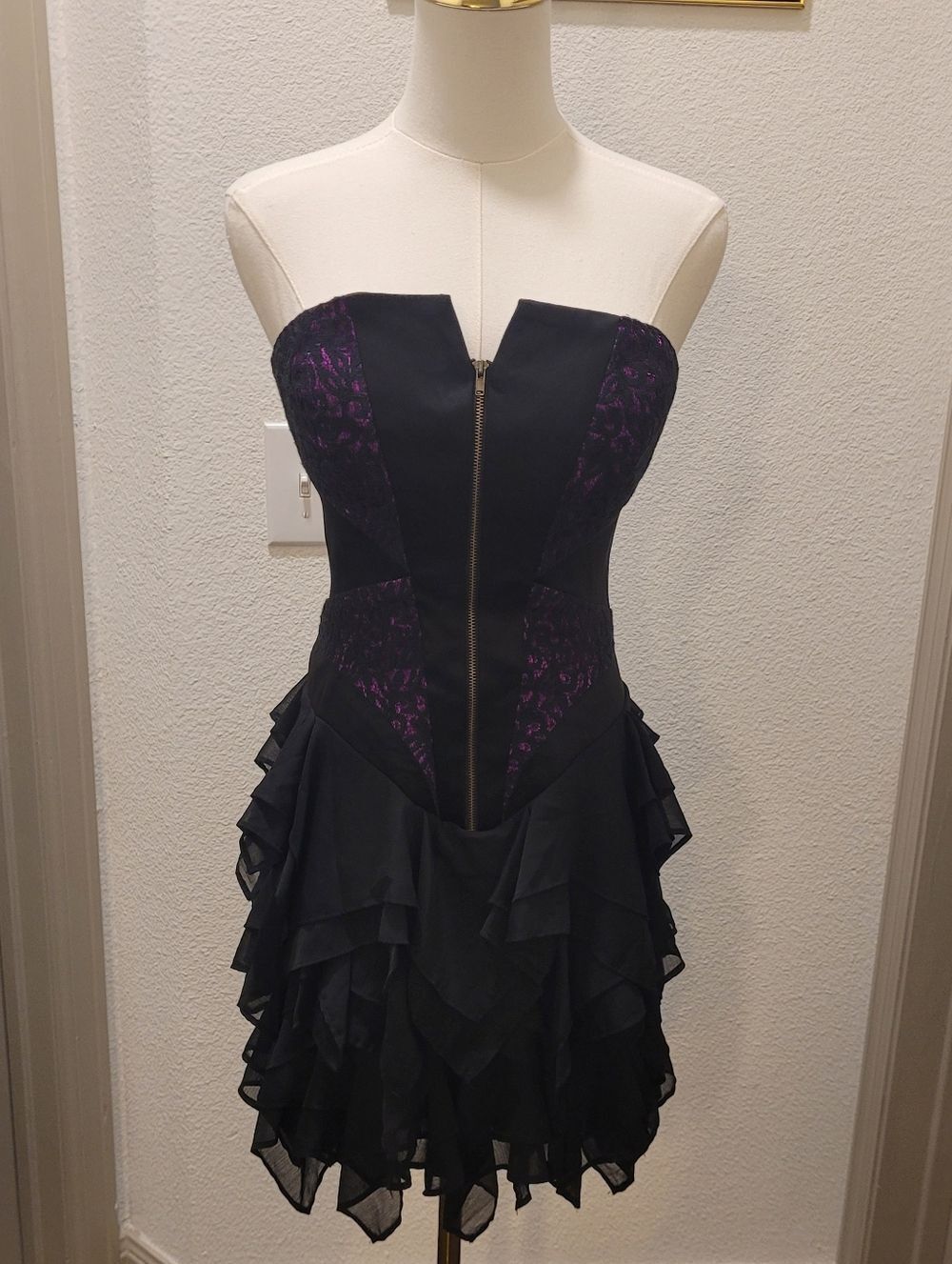 JILL JILL STUART Black Purple Lace Strapless Ruffle Mini Dress Sz 12 Whimsigoth